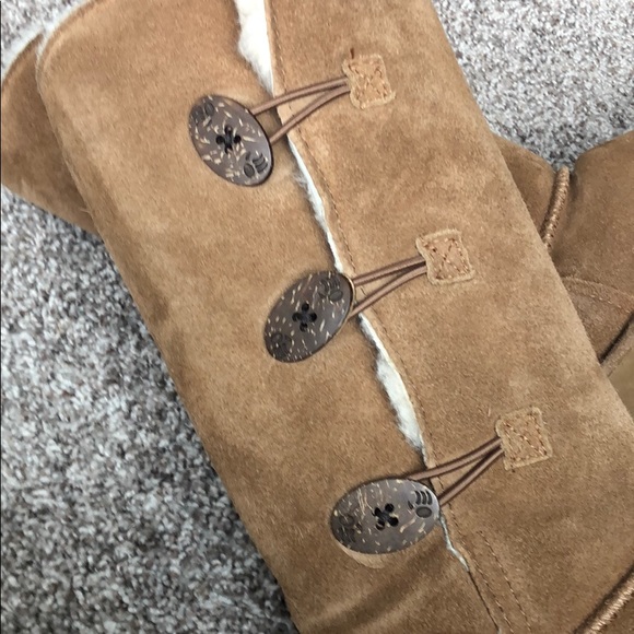 BearPaw Boots - Picture 6 of 7